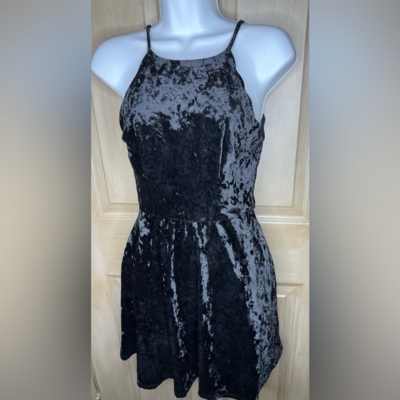 BCX Black Velvet Belted Fit & Flare Short Dress Size 3 Party Cocktail - Picture 4 of 8